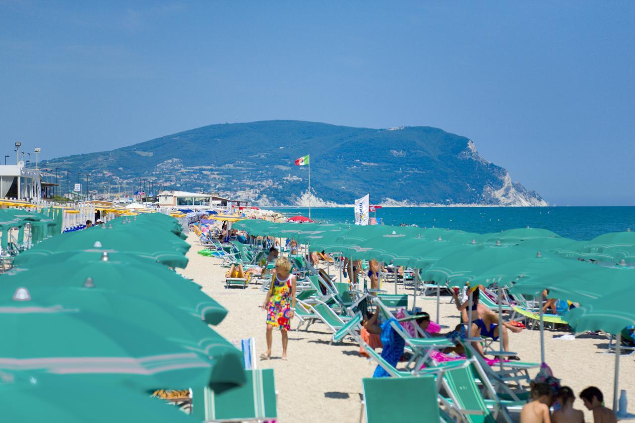 Villaggio Turistico Internazionale Porto Recanati Exteriör bild